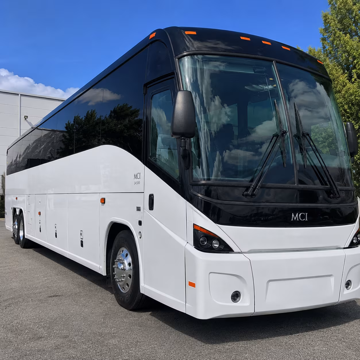 guest shuttles to eno vino downtown and wedding venues around madison